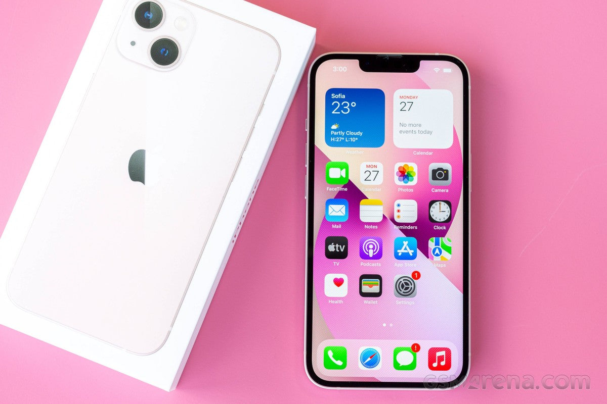 Apple iPhone 13 pregled
