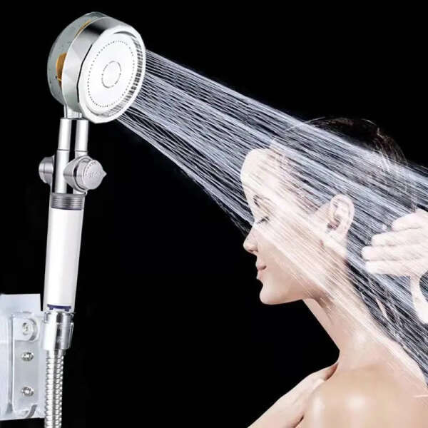 Shower head with propeller - Drizzlie - AI WEB SHOP