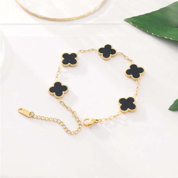 Modern necklace, bracelet and earrings - Cloverla - AI WEB SHOP