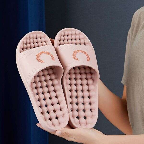 Comfortable slippers - Ferty - AI WEB SHOP